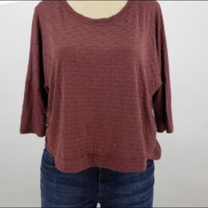 maroon shirt